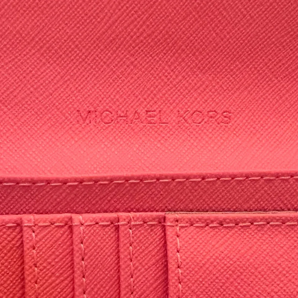 Michael Kors Jet Set Travel Large Trifold Wallet Grapefruit Pink - Picture 7 of 16
